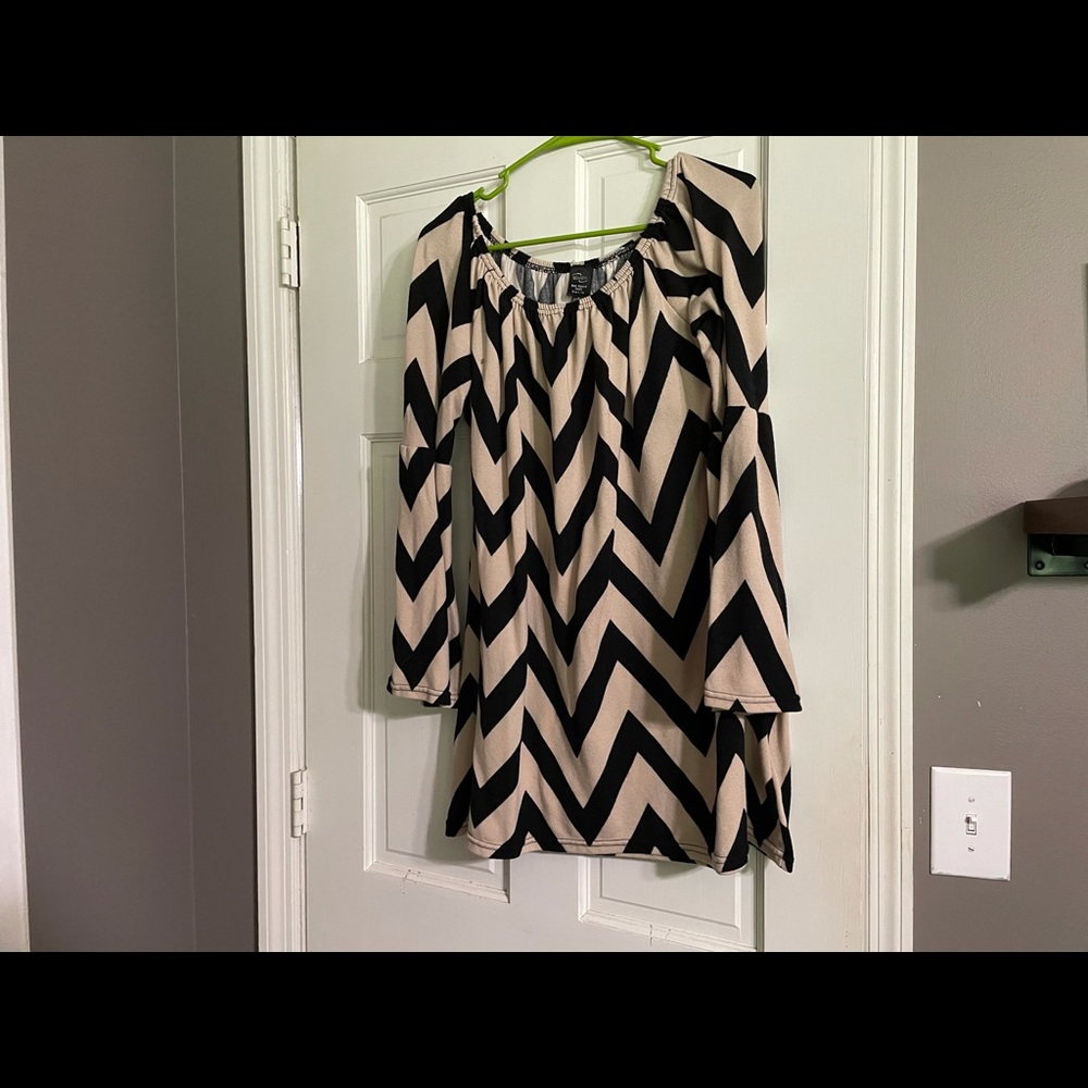 Selling a 55 gallon bag of clothes size m-xl